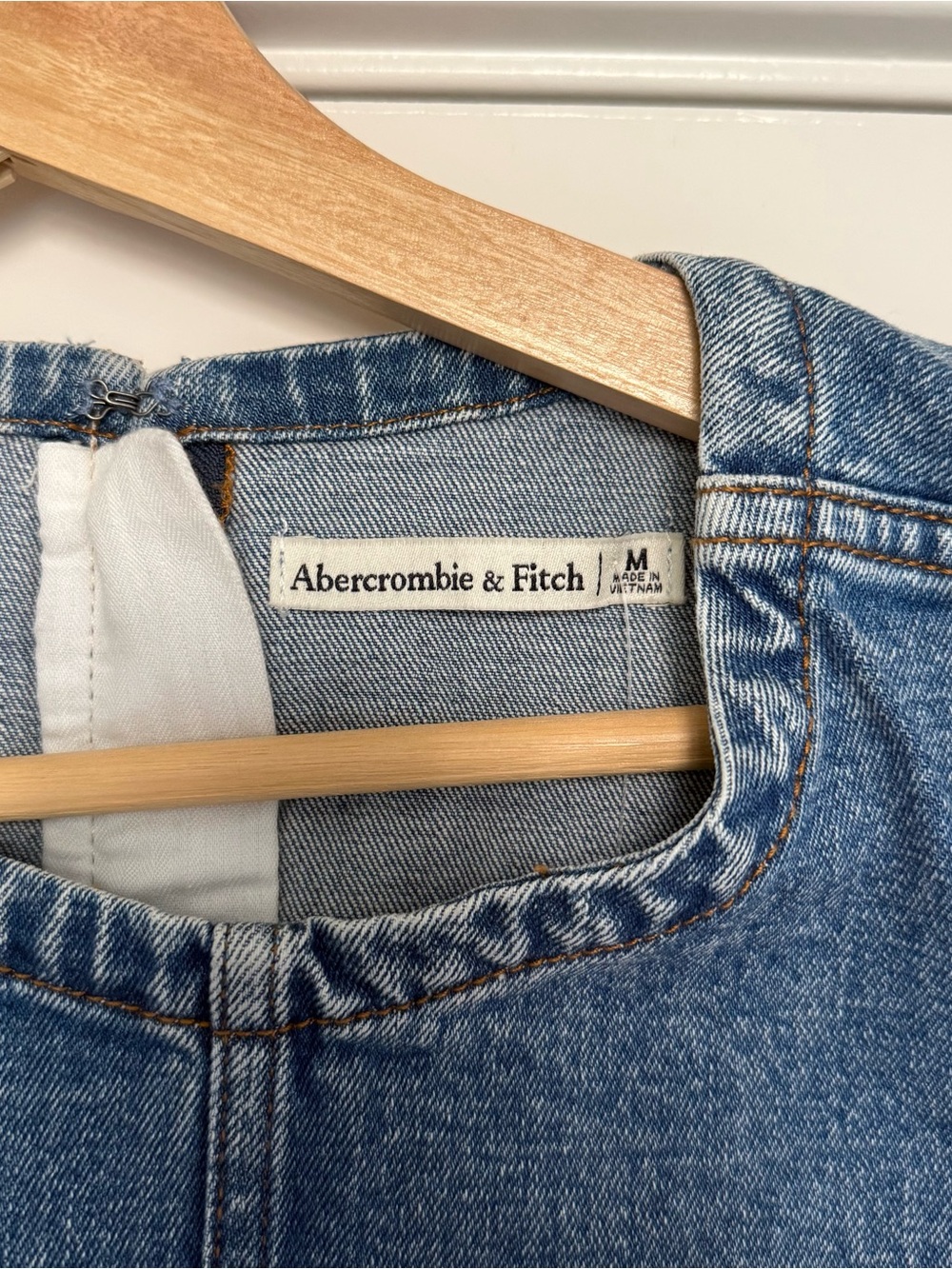 Abercrombie & Fitch Denim Shell Top (Medium Wash) - Picture 3 of 4